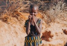 Da se čuje vapaj Zemlje i vapaj siromašnih