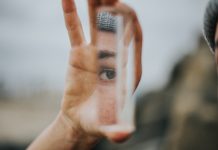 Odbacivanje lažnog sebe